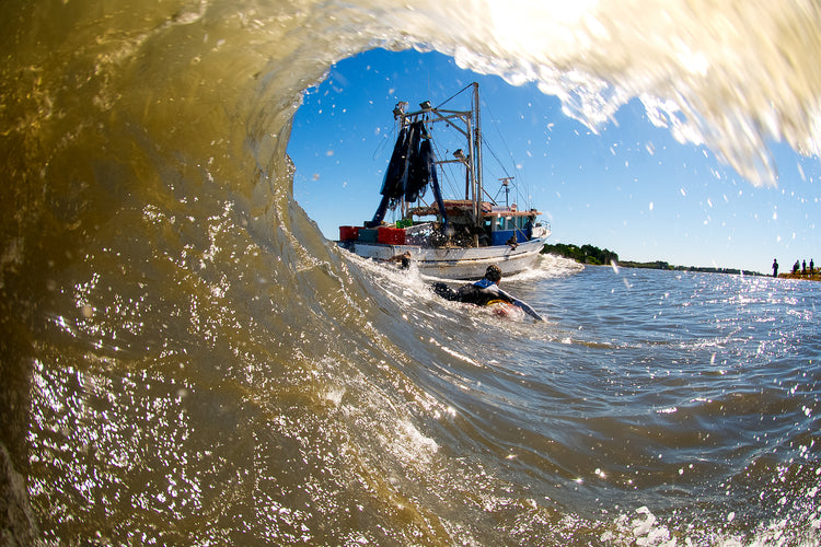 Trawler surfing